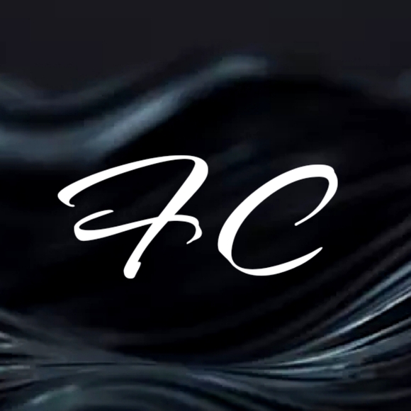 🖤🤍Meet your Posher🤍🖤 - Picture 3 of 9